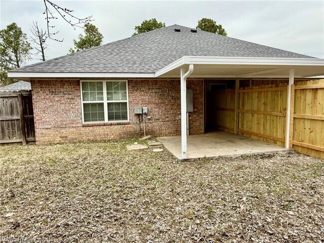 Building Photo - 1218 Mesa Dr
