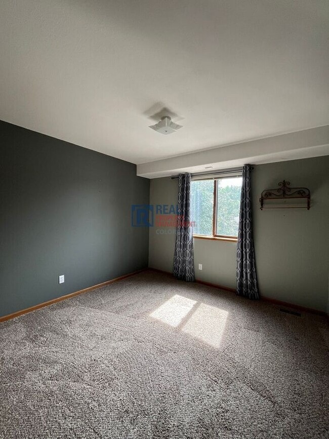 Building Photo - 624 Munson Ct
