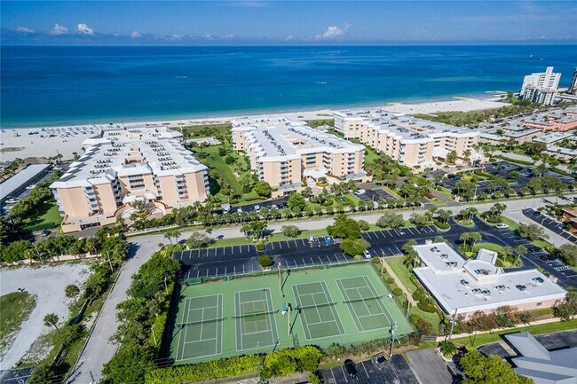 Building Photo - 6600 Sunset Way