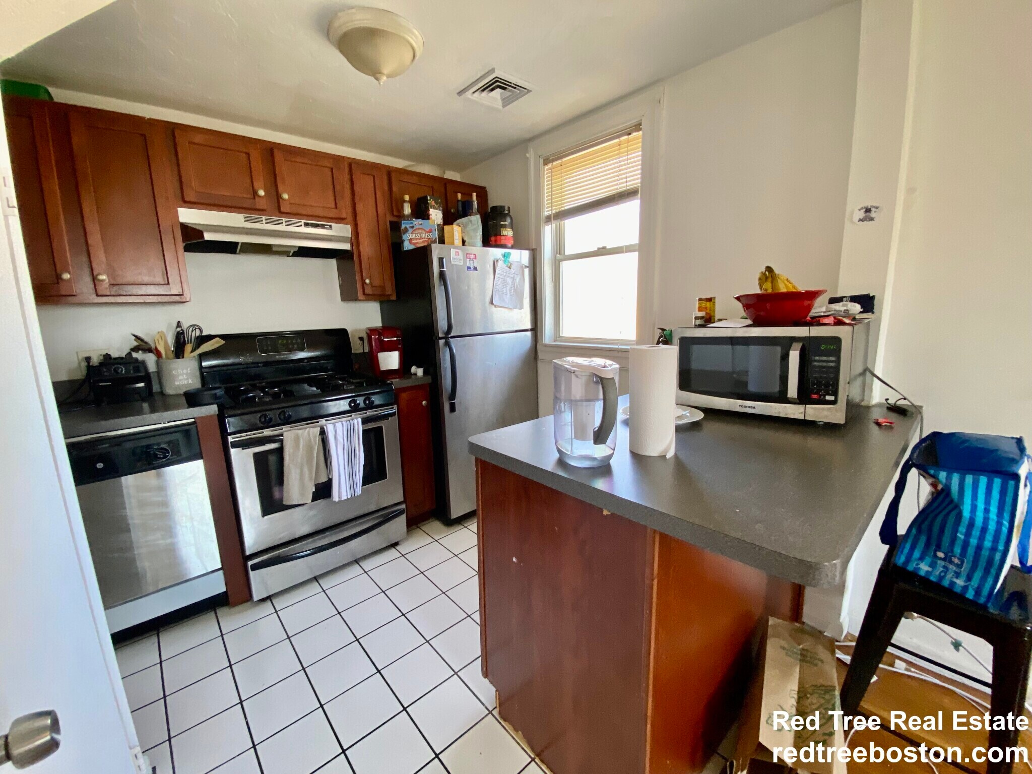 Building Photo - 88 Sheridan St