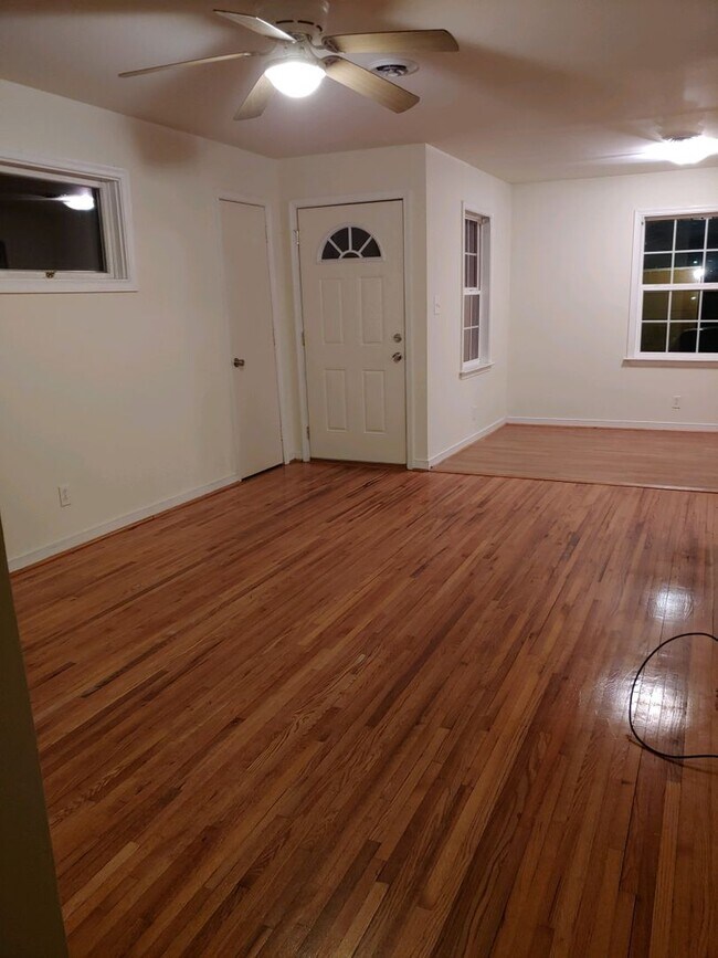 Building Photo - AVAILABLE NOW IN ENON AREA OF CHESTERFIELD COUNTY
