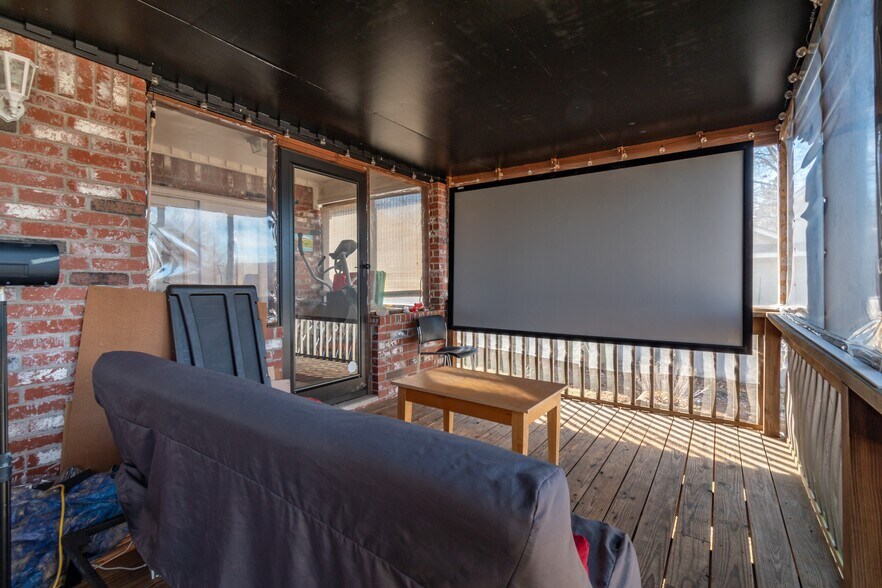 porch can become a movie theater - 2780 E Hardy Ln