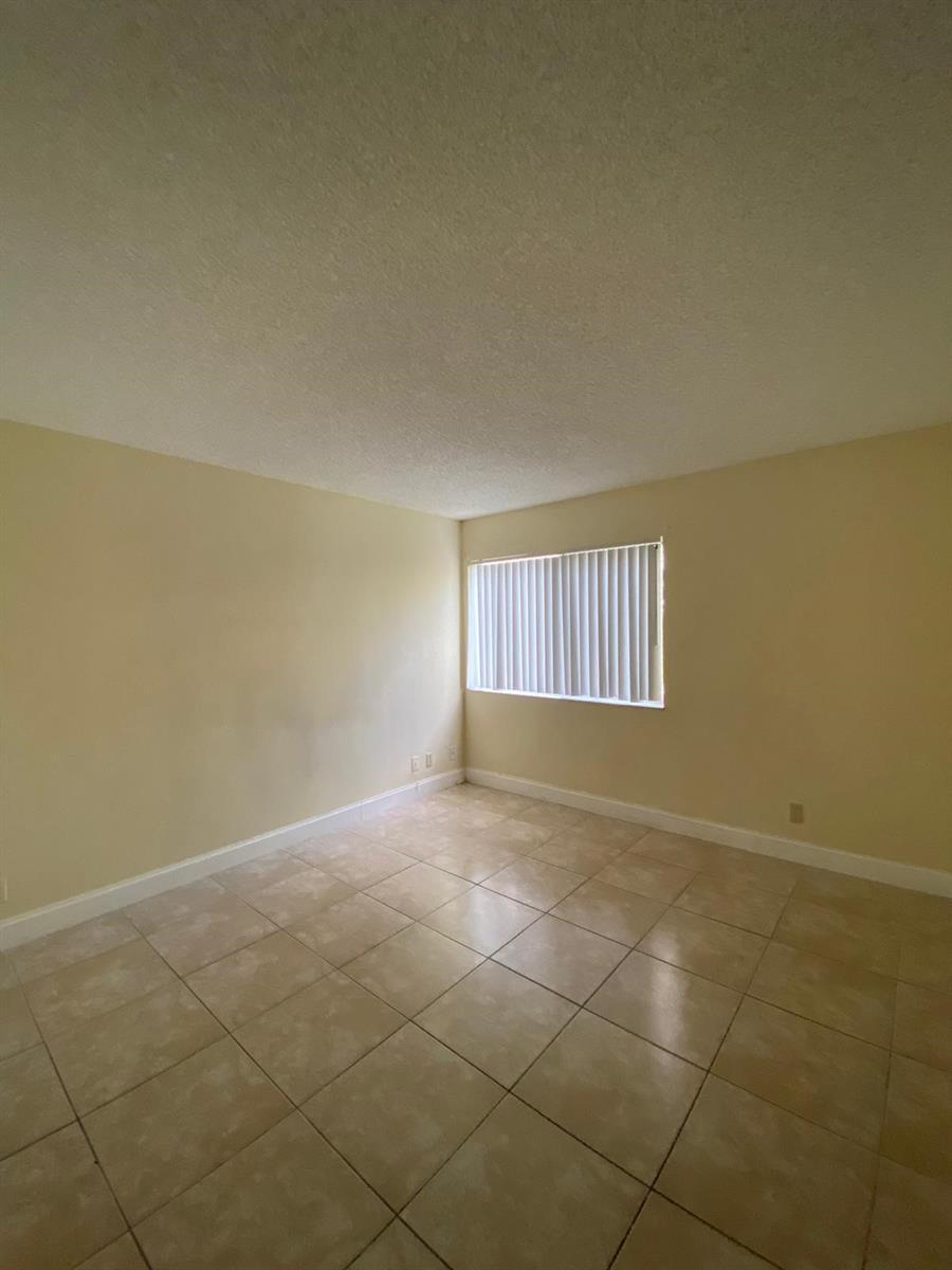 Building Photo - 10709 Cleary Blvd