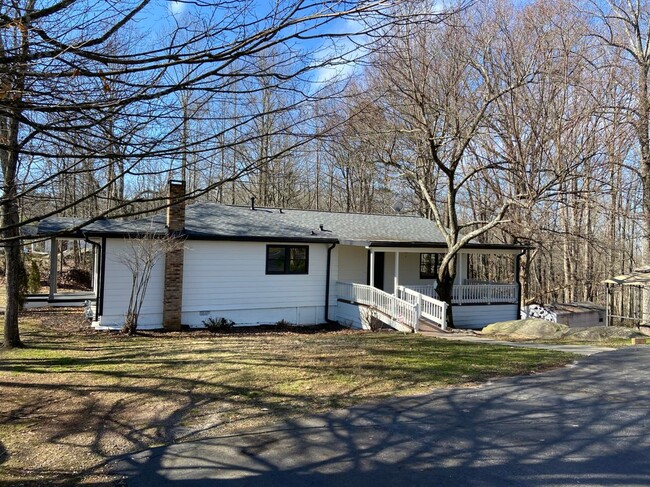 Building Photo - 2976 N Bogan Rd NE