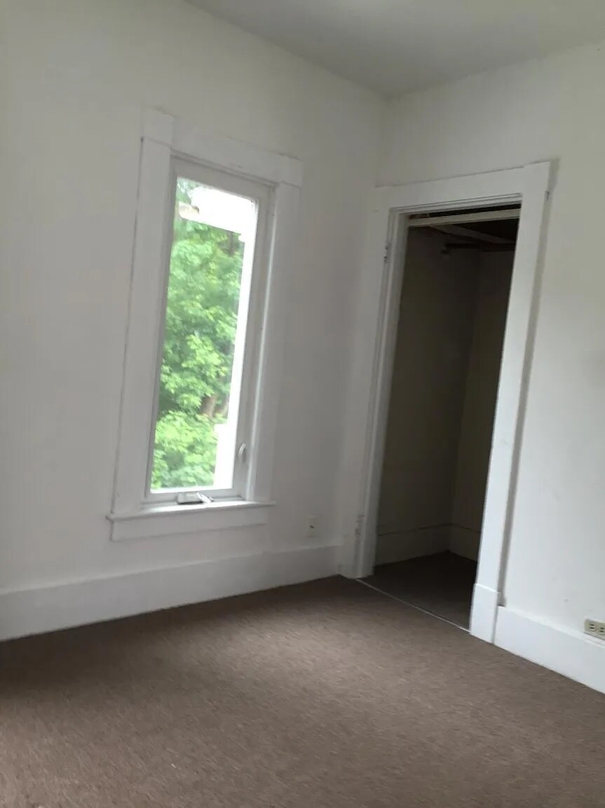 Building Photo - 21 Hyde St