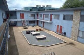 Building Photo - UT condo for lease