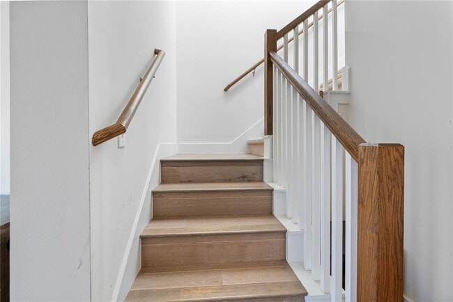 Building Photo - 13001 Hymeadow Dr