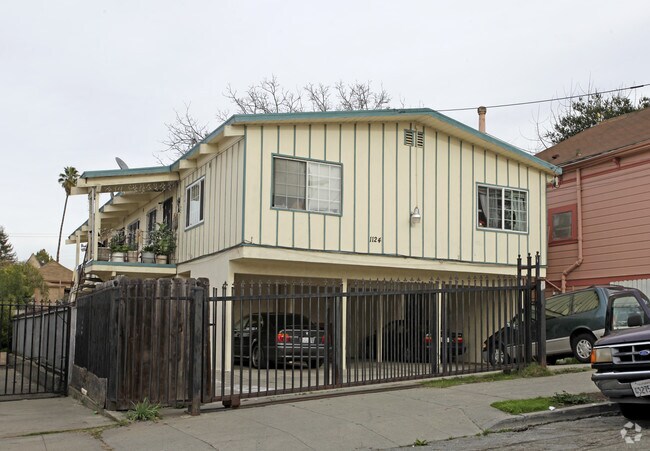 Building Photo - 1124 E 20th St