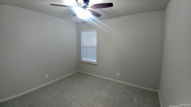 Building Photo - 146 Cindy Lou Dr