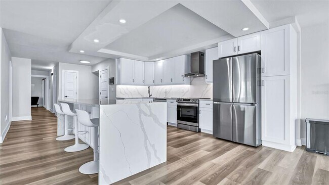 Building Photo - 855 Bayway Blvd