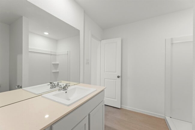 Building Photo - 16854 Great Highlands Dr