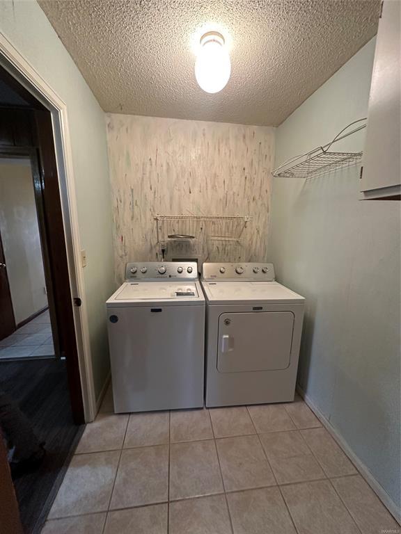 Building Photo - 743 Leicester Dr