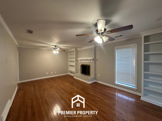 Building Photo - Spacious 4BR Cordova Home with Hardwood Floors, Fireplace & Fenced Yard
