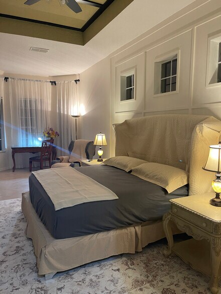 Building Photo - 8670 Avalon Blvd