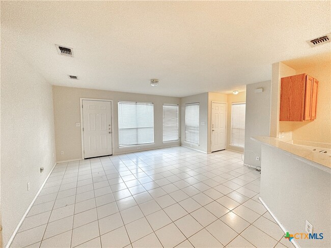 Building Photo - 2742 FM1044