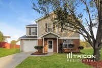 Building Photo - 2045 Sunset Village Dr