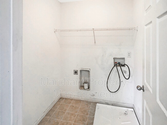 Building Photo - 705 Cassie Marie Ct