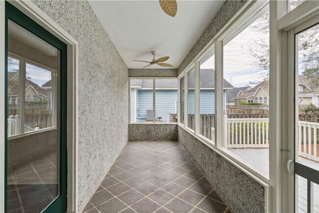 Building Photo - 417 Colley Ln