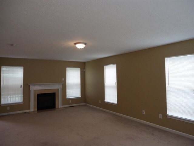 Building Photo - 5299 Appaloosa Cir