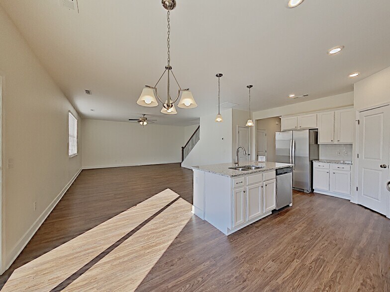 Building Photo - 4034 Birchfield Pl