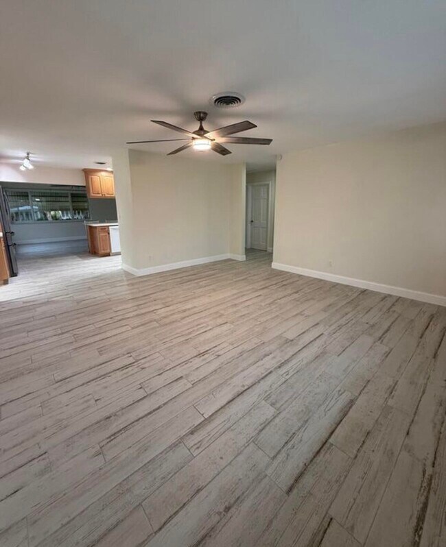 Building Photo - 3393 NE Sandra Dr