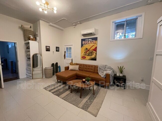 Building Photo - 1603 Hanover Ave