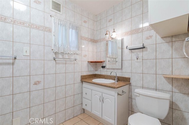 Building Photo - 1716 Winona Blvd