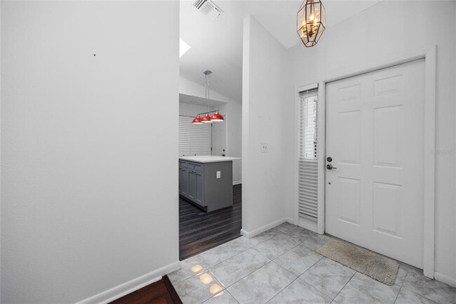 Building Photo - 944 SAN CARLOS Ct