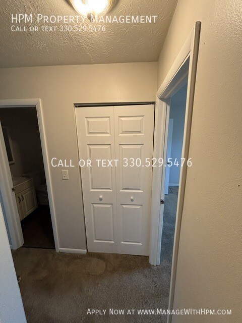 Building Photo - 181 W Overdale Dr