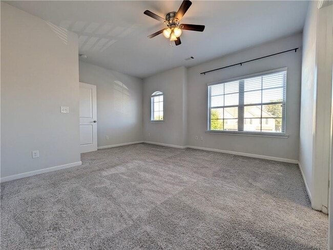 Building Photo - 5250 Whisper Point Blvd
