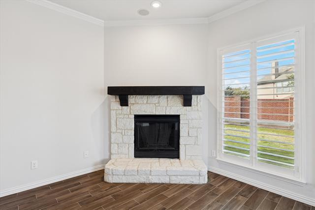 Building Photo - 5805 Canyon Oaks Ln