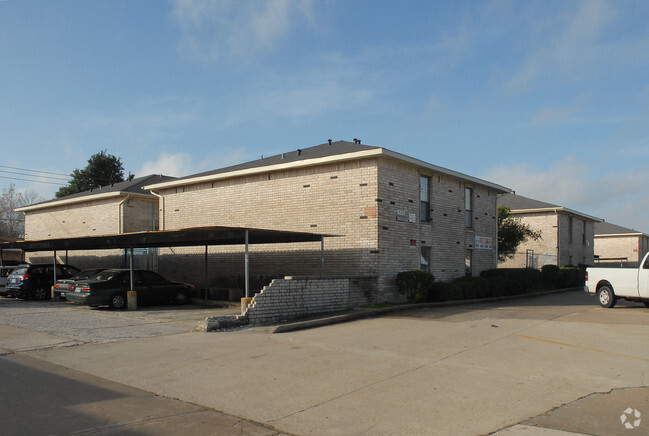 Primary Photo - Century Apartments