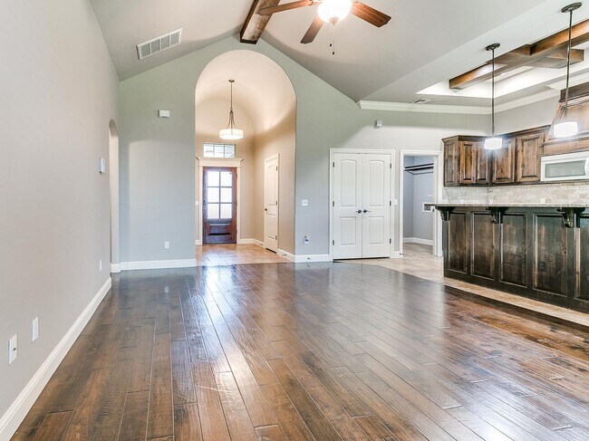 Building Photo - 4817 Arbuckle Dr