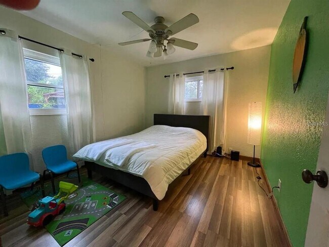 Building Photo - 9201 86th Ave N