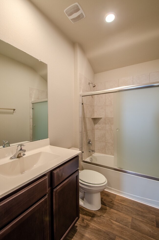 Building Photo - 13966 Fort Ward Way