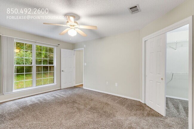 Building Photo - 917 Claeven Cir