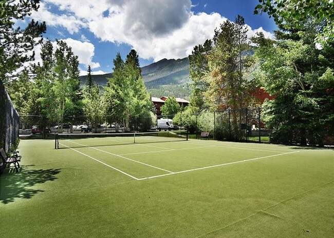 Building Photo - Long Term Rental- Mountainside Condos E339