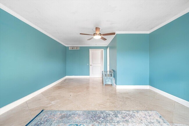 Building Photo - 3385 Coastal Hwy