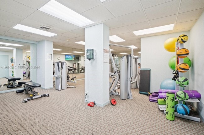 Building Photo - 5100 N Ocean Blvd