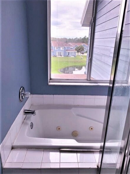 Building Photo - 914 Caribbean Dr