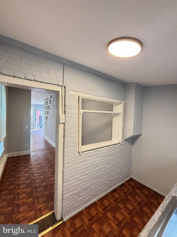 Building Photo - 2054 Bellmore St