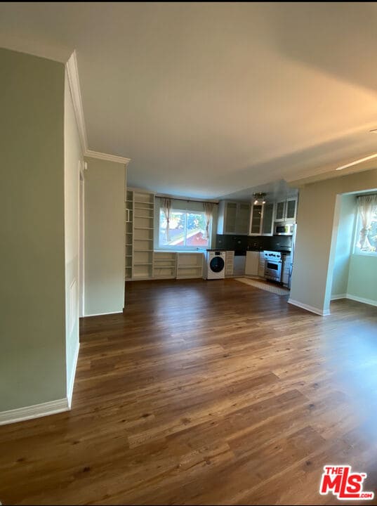 Building Photo - 446 San Vicente Blvd