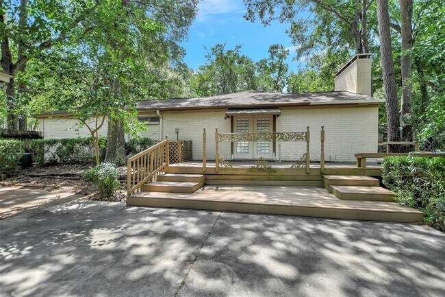 Building Photo - 75 Wood Hollow Dr