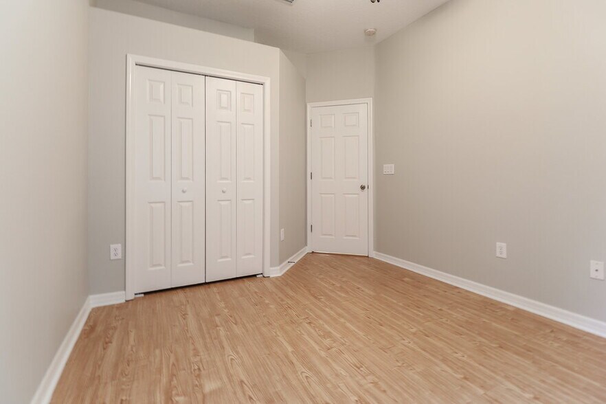 Building Photo - 7320 Forest Mere Dr