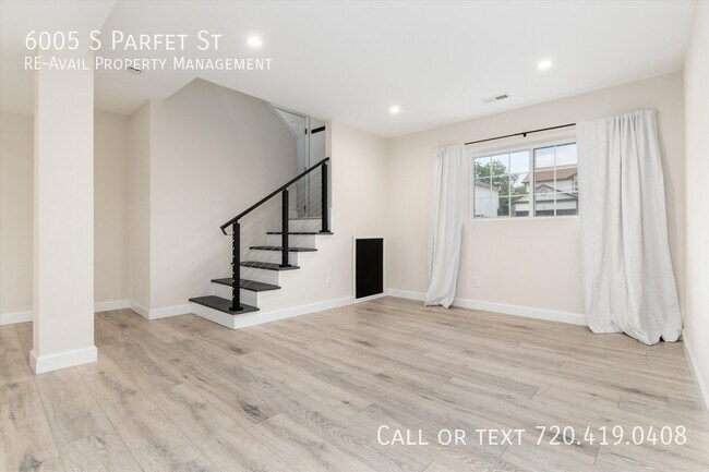 Building Photo - 6005 S Parfet St