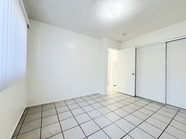 Building Photo - 14035 1/2 Orizaba Avenue