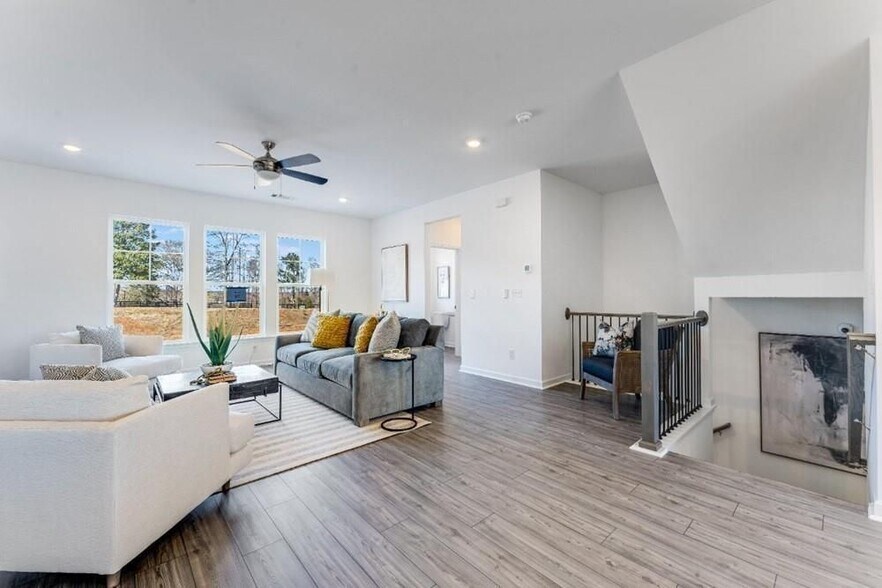 Building Photo - 3276 Durston Ct