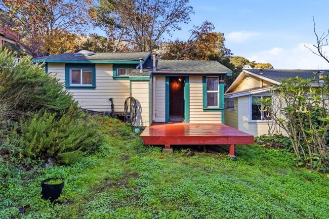 Building Photo - 500 Humboldt Rd