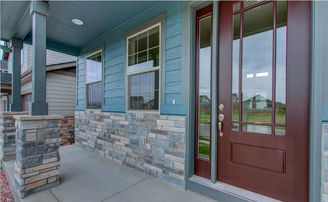 Building Photo - Gorgeous 4 Bed, 3.5 Bath Home | 3,100+ Sq ...