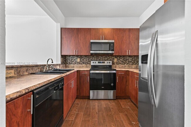 Building Photo - 5043 SW 140th Terrace